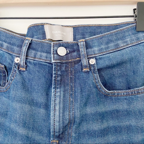 Everlane high rise the cheeky jean
size 27 - Picture 7 of 8